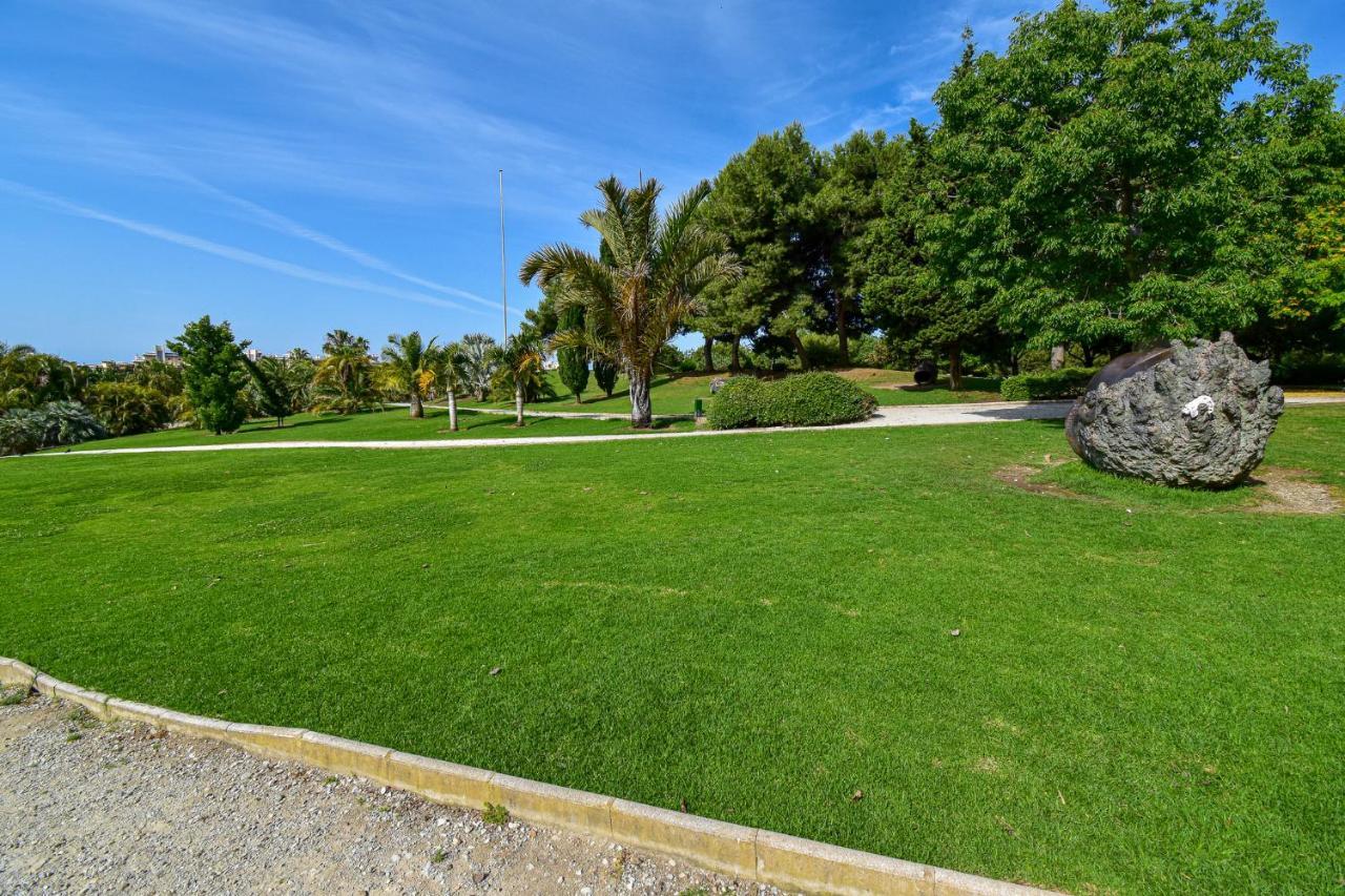 Minerva, Benalmadena Costa, Stunning Sea & Mountain View, 1 Bedroom Apartment Екстер'єр фото